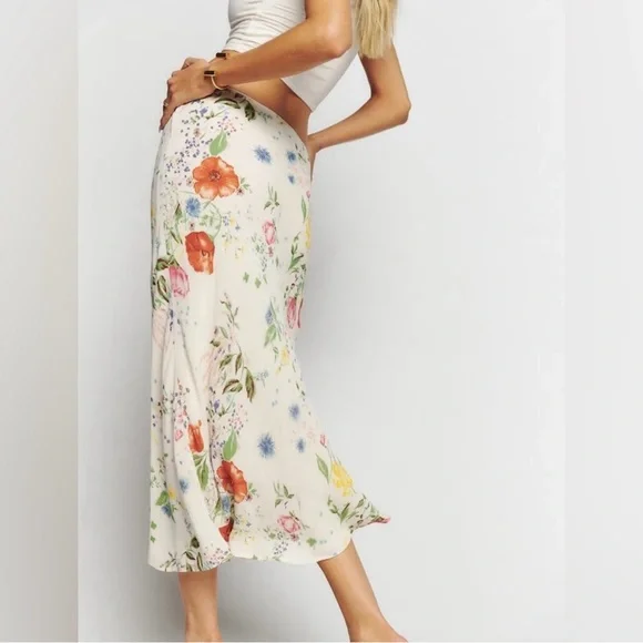 Reformation Layla Skirt - Picture 2 of 5